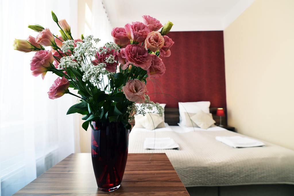 Hotel Pod Jeleniem Sobotka  Room photo